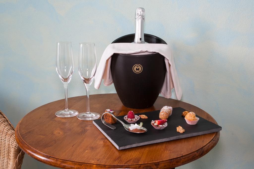 Locanda Chi Ghinn Verbania Kültér fotó